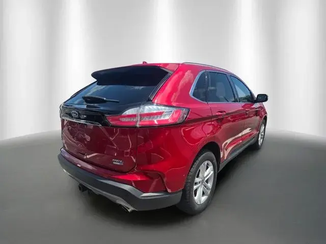 2020 Ford Edge SEL AWD photo 4