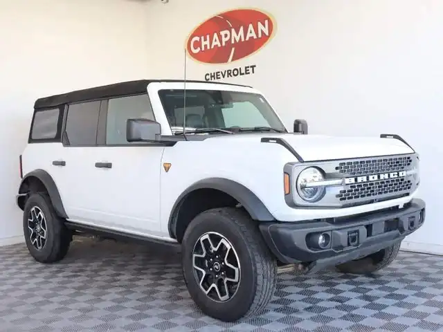 2023 Ford Bronco Badlands 4x4's photo