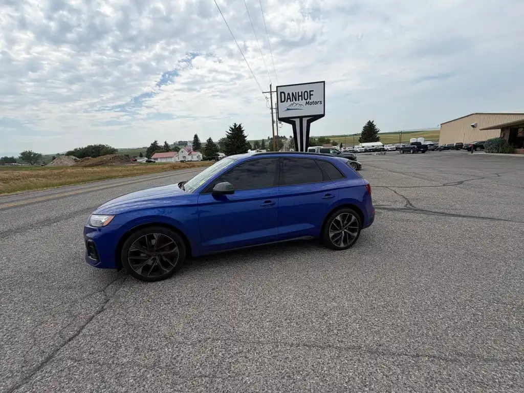 2023 Audi SQ5 Prestige's photo