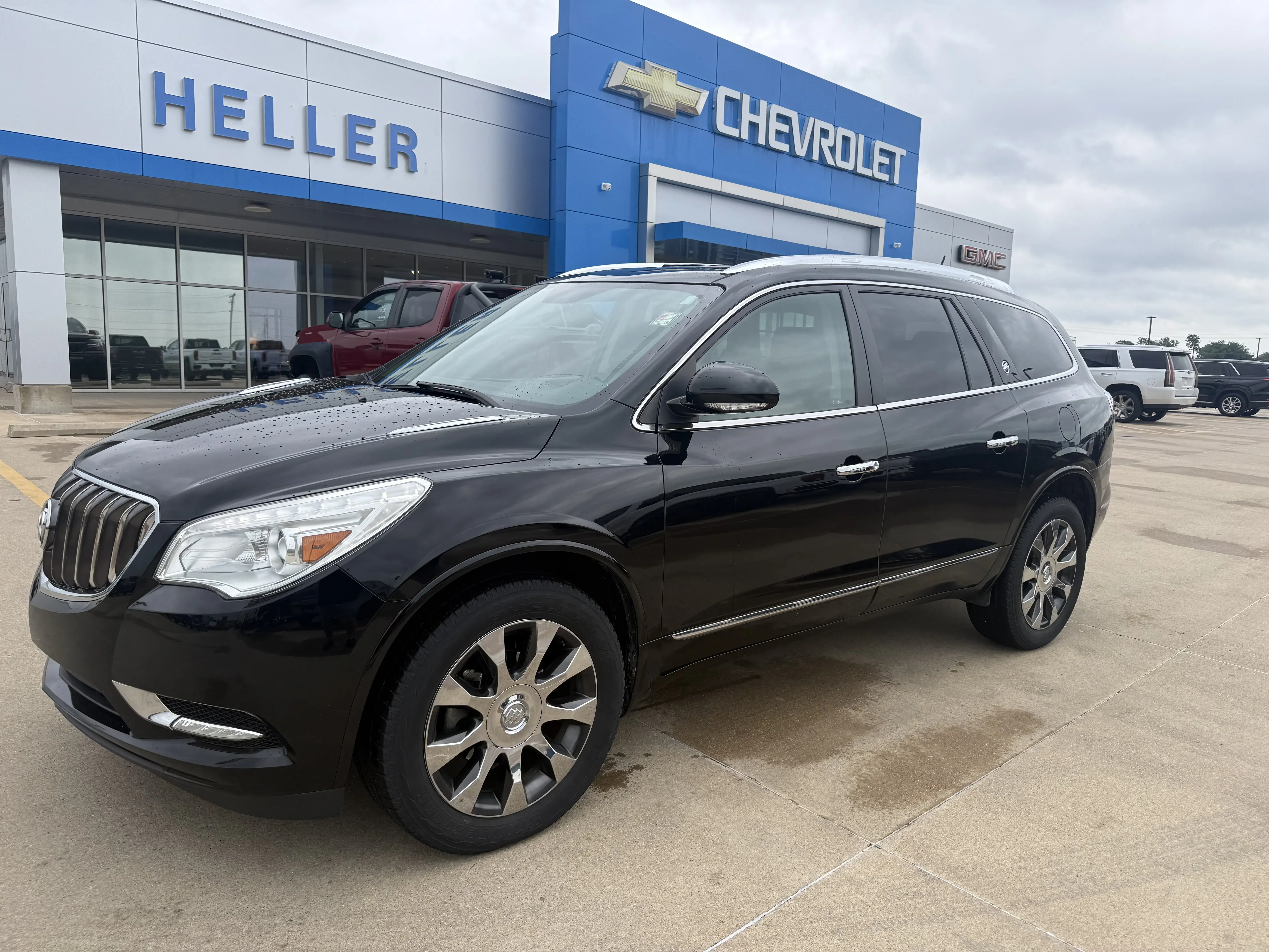 2017 Buick Enclave Leather photo 3