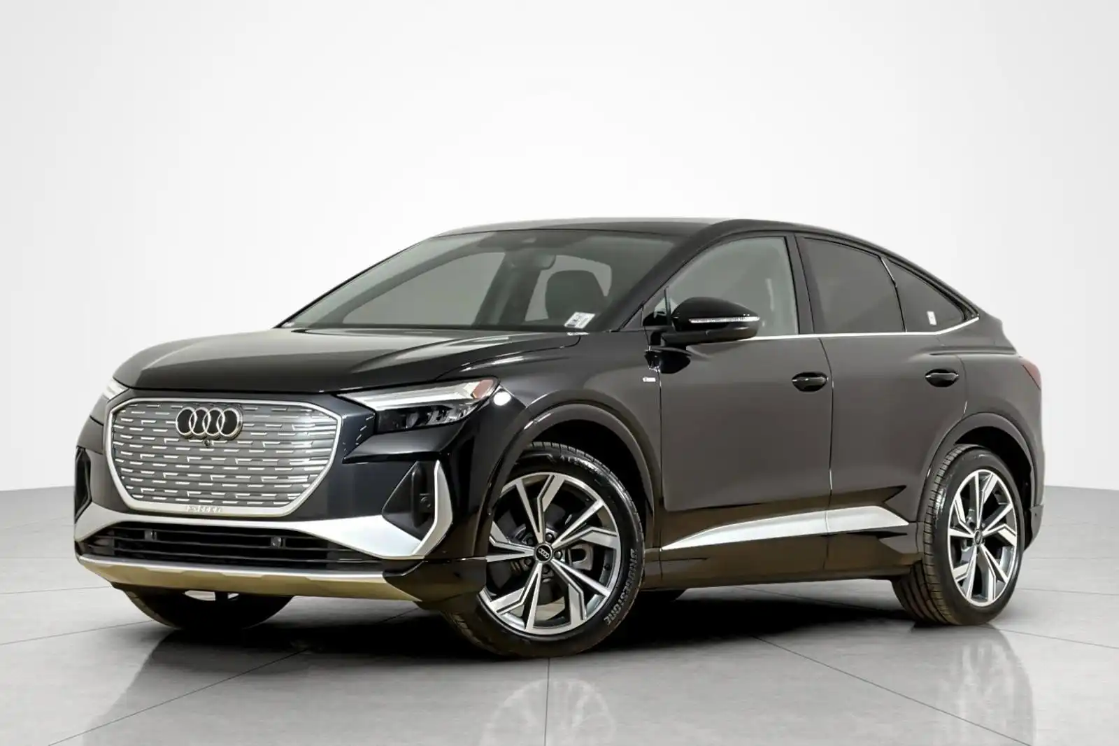 2024 Audi Q4 Sportback e-tron 55 Premium Plus quattro's photo