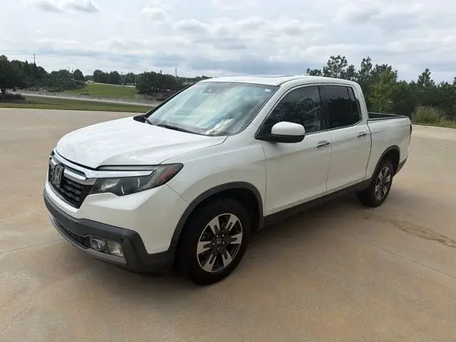 2019 Honda Ridgeline RTL AWD E photo 3
