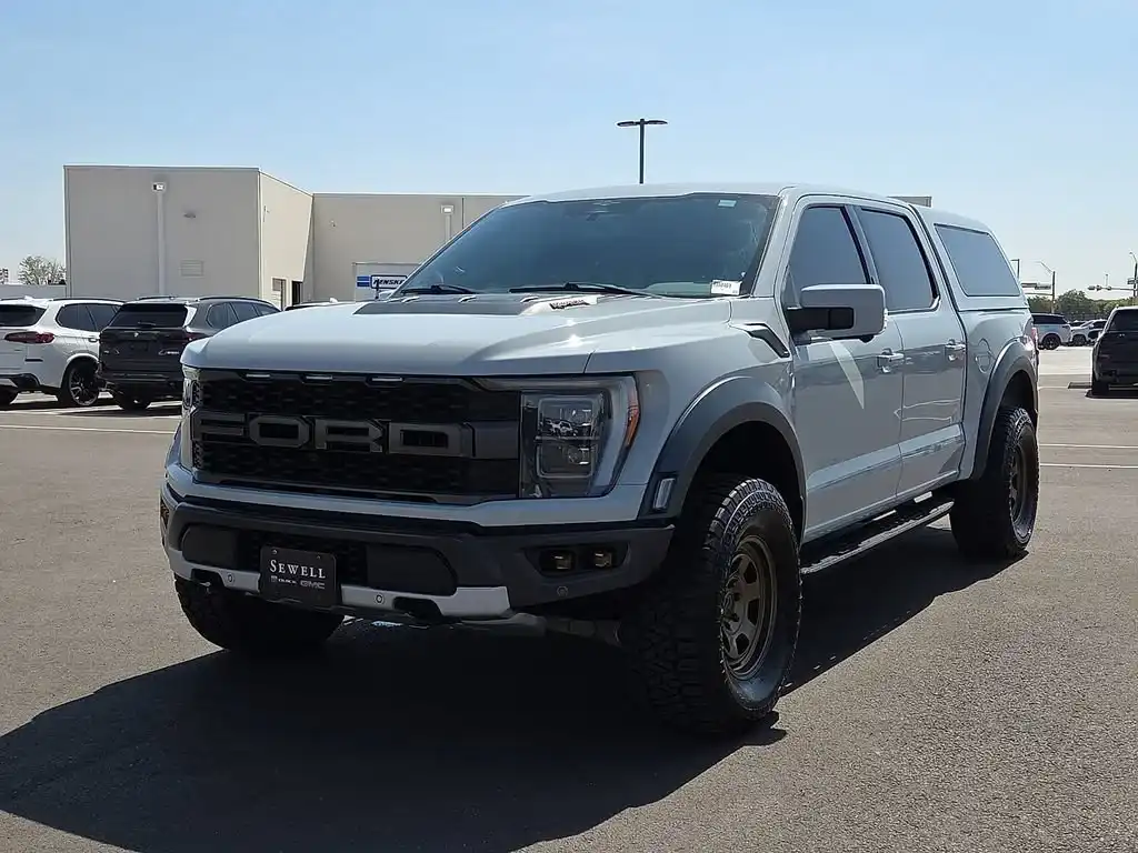 2023 Ford F-150 Raptor 4x4 SuperCrew 5-1/2 Box's photo