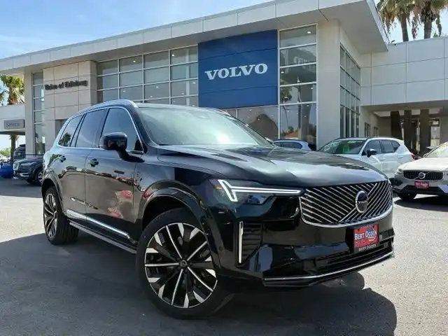 2026 Volvo XC90 T8 Recharge Ultra Bright AWD's photo