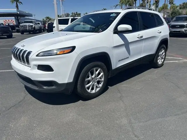 2018 Jeep Cherokee Latitude Plus 4X4 photo 4