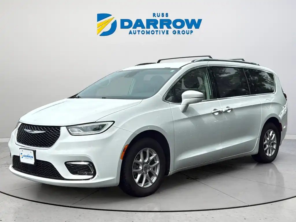 2021 Chrysler Pacifica Touring L's photo