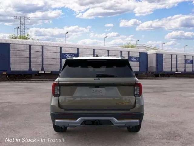 2026 Ford Explorer Tremor 4WD photo 5
