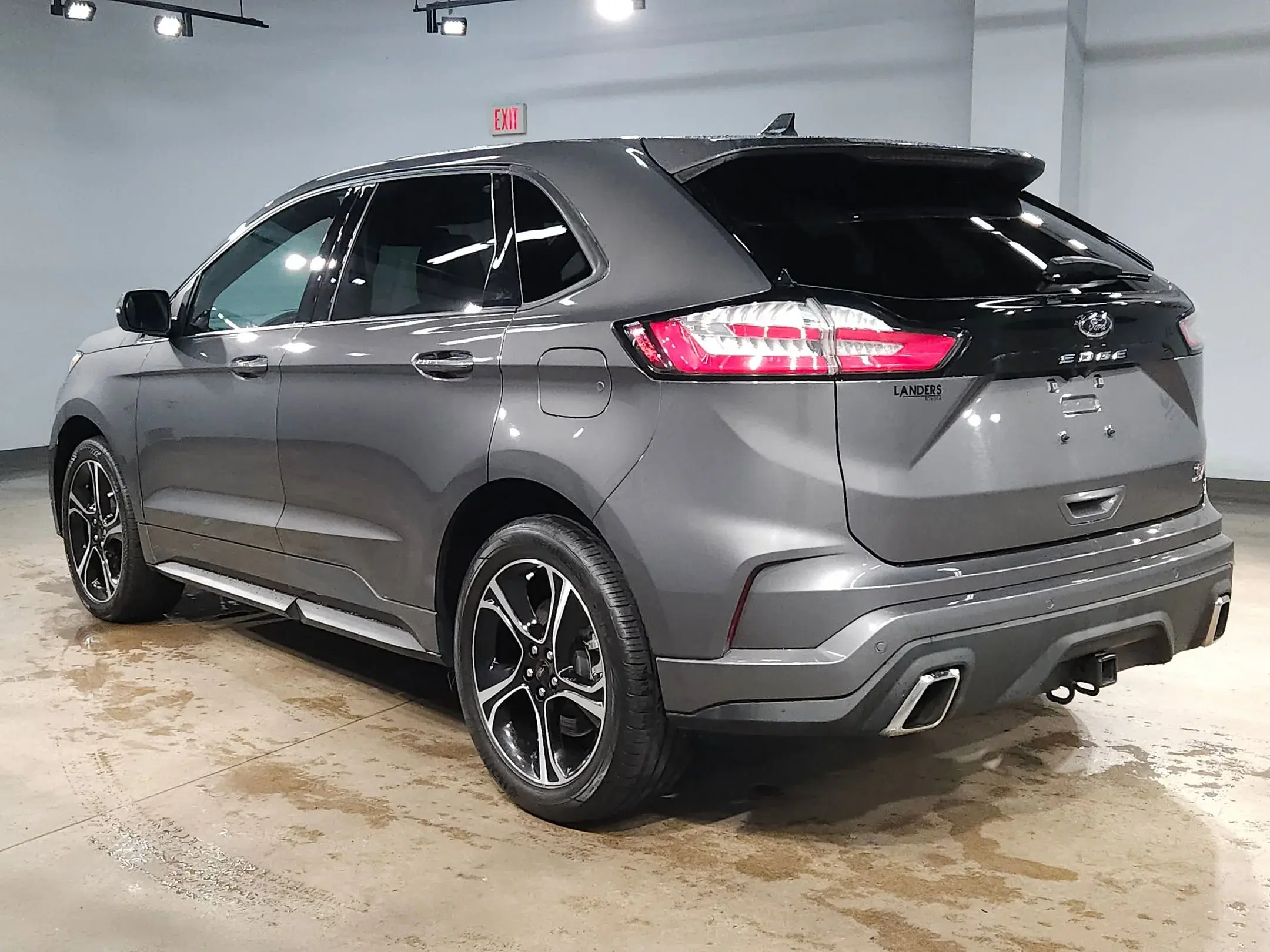 2023 Ford Edge ST AWD photo 5