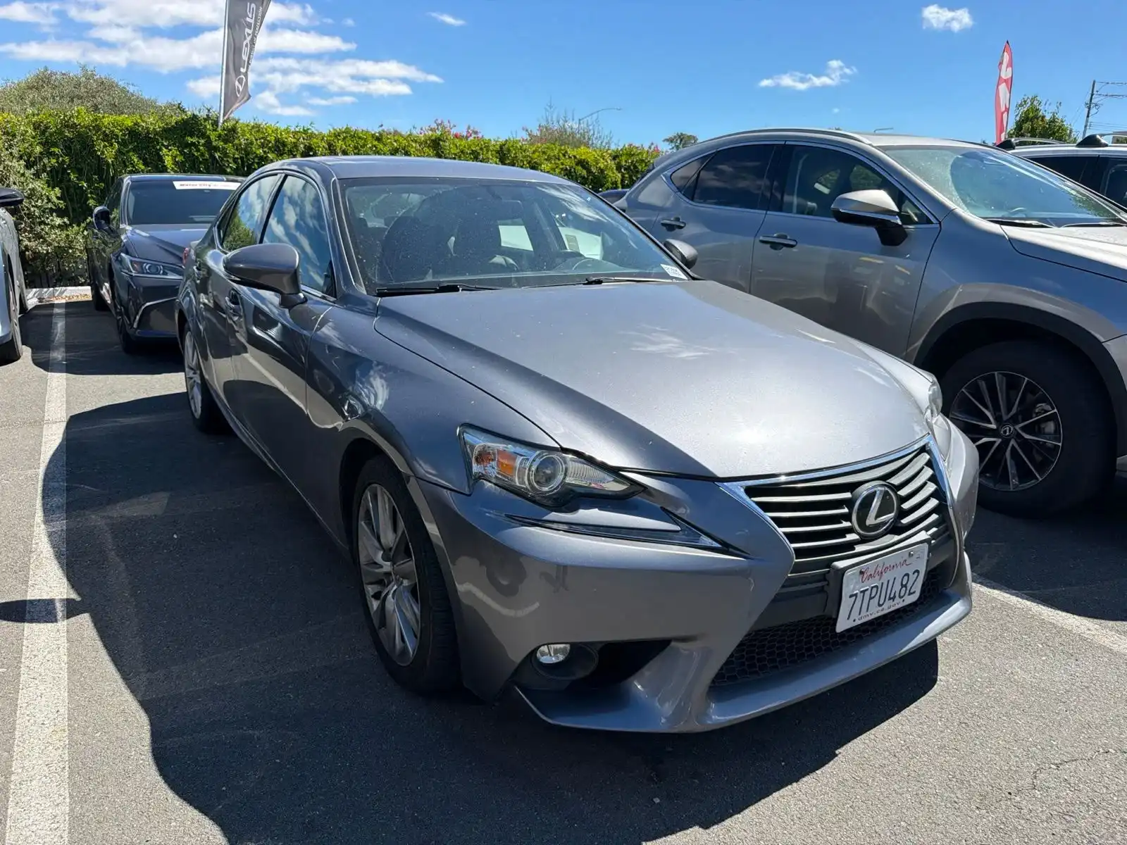 2016 Lexus IS 350 200t's photo