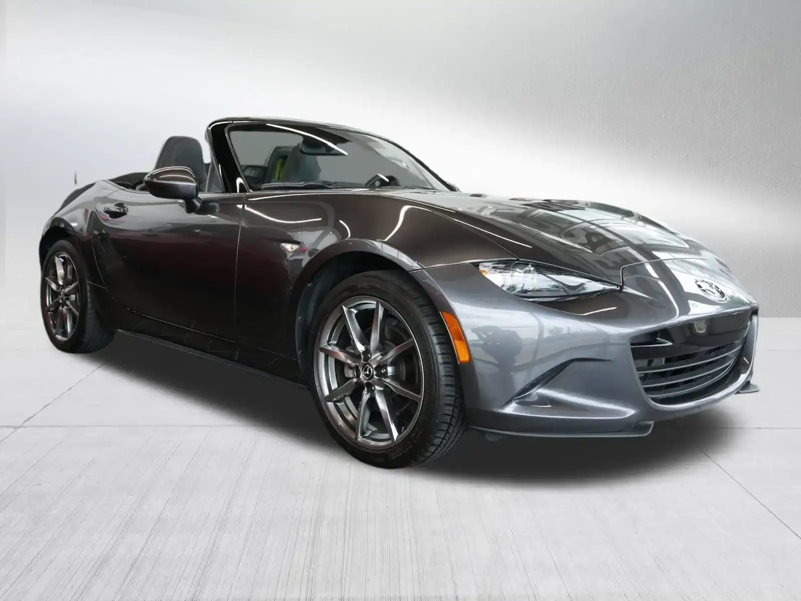 2022 Mazda MX-5 Miata Grand Touring's photo