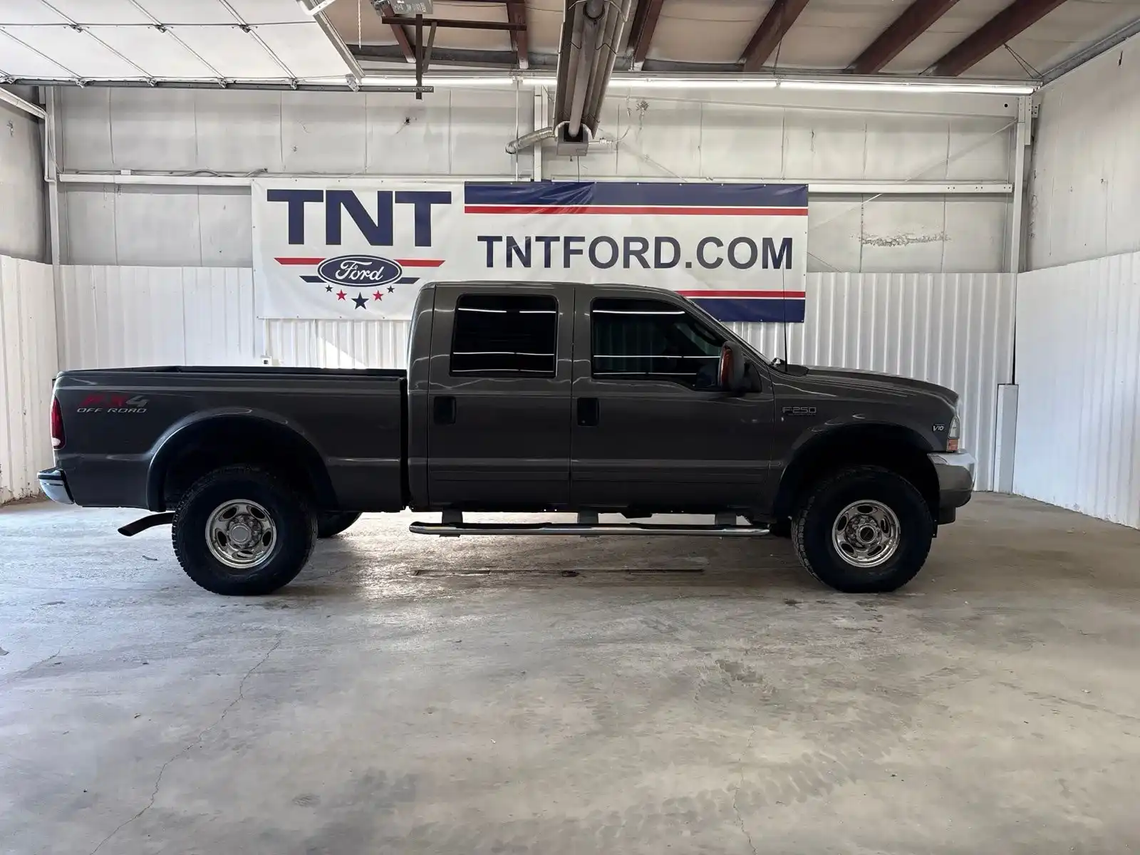 2003 Ford F-250 Lariat 4x4 Crew Cab SWB's photo