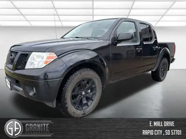 2021 Nissan Frontier SV Crew Cab 4X4 SWB's photo