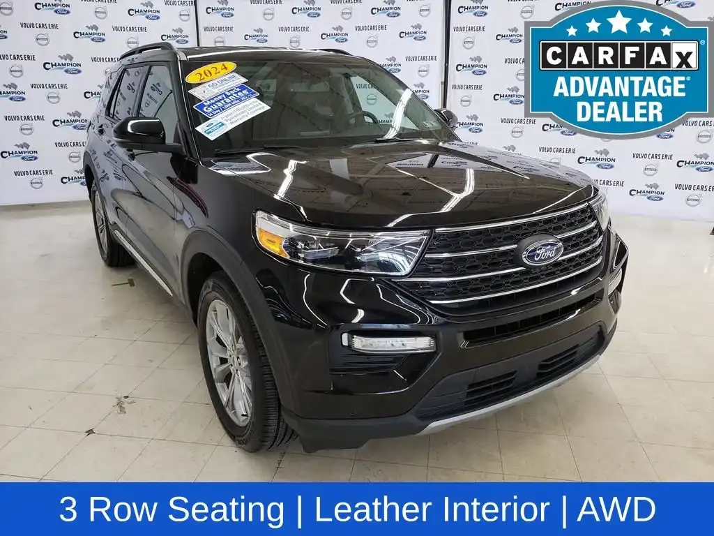 2024 Ford Explorer XLT 4WD's photo