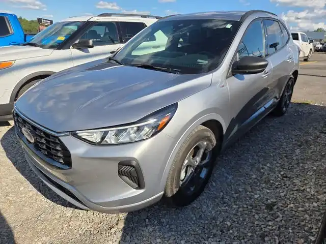 2024 Ford Escape ST-Line AWD's photo
