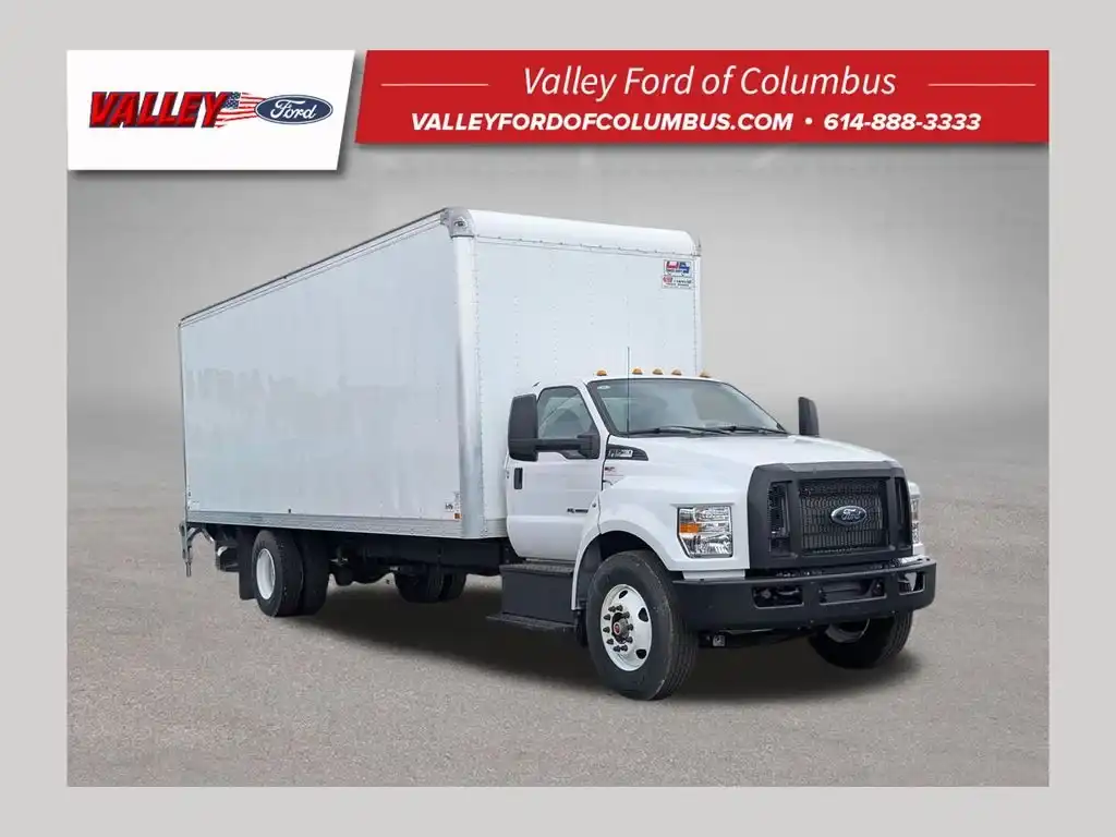 2025 Ford F-750's photo