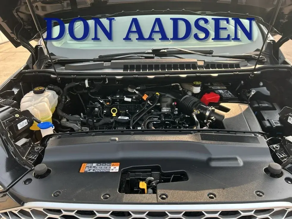 2023 Ford Edge SEL AWD photo 3