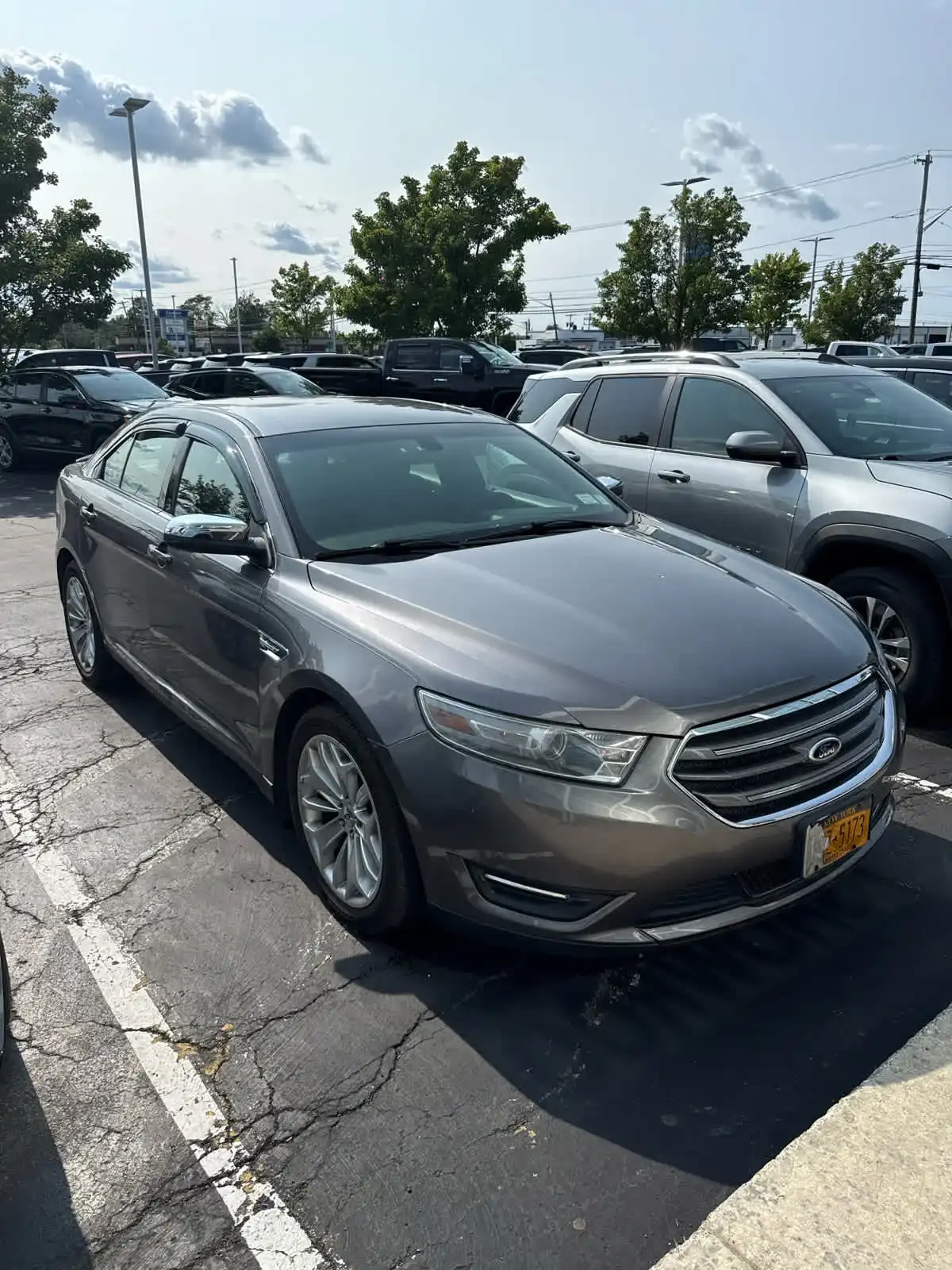 2013 Ford Taurus Limited AWD's photo