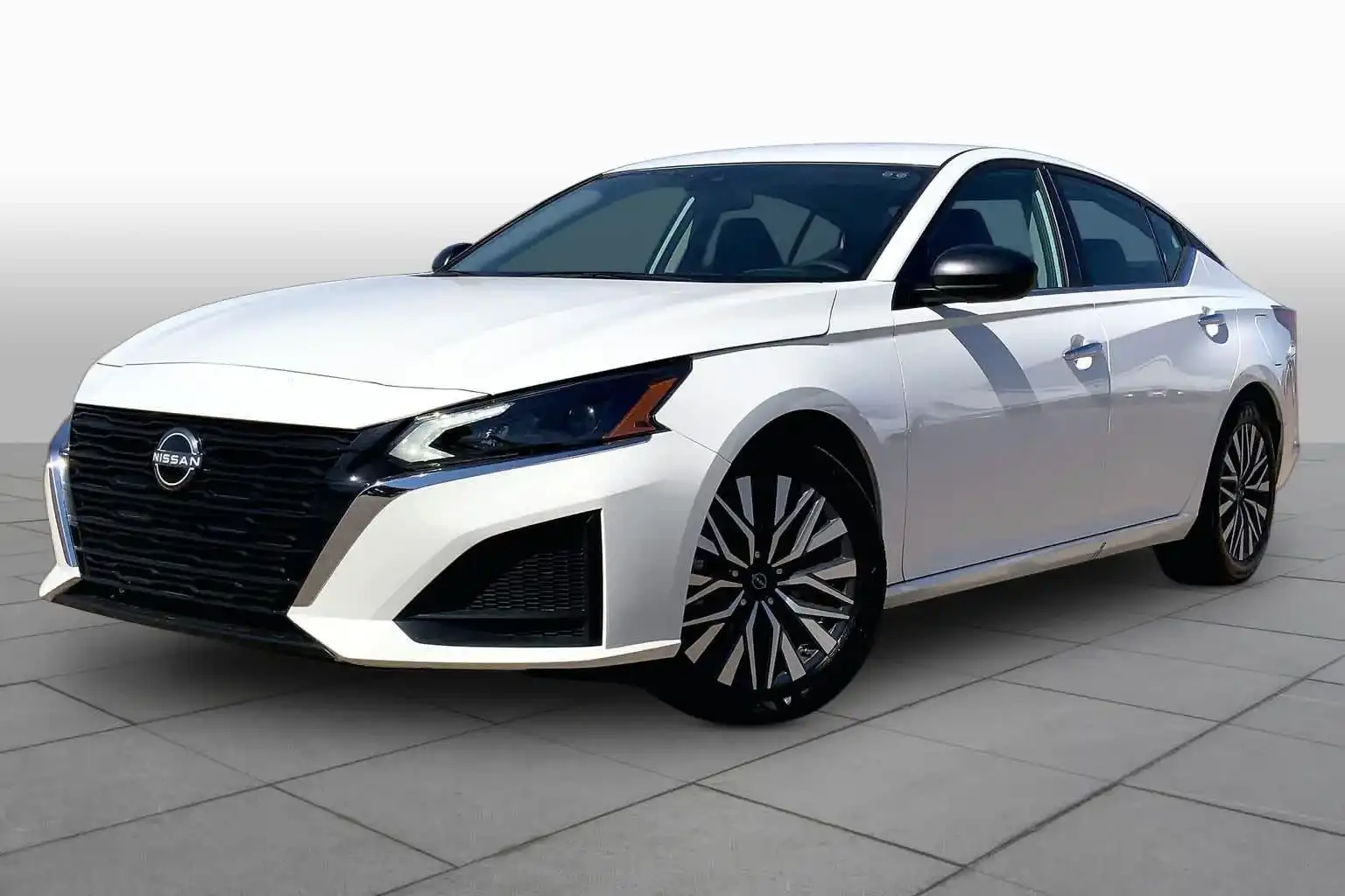 2025 Nissan Altima 2.5 SV's photo