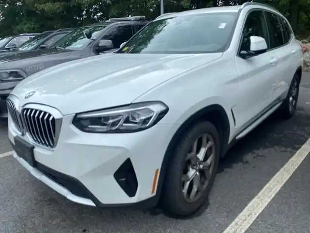2022 BMW X3 xDrive30i's photo