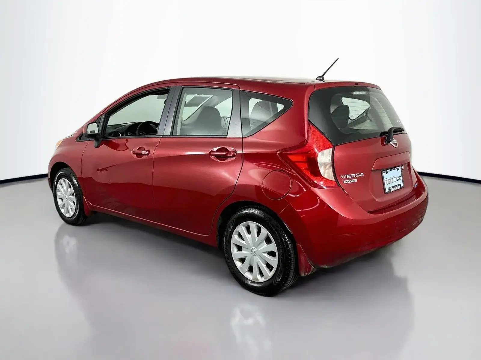 2014 Nissan Versa Note 1.6 S MT photo 5