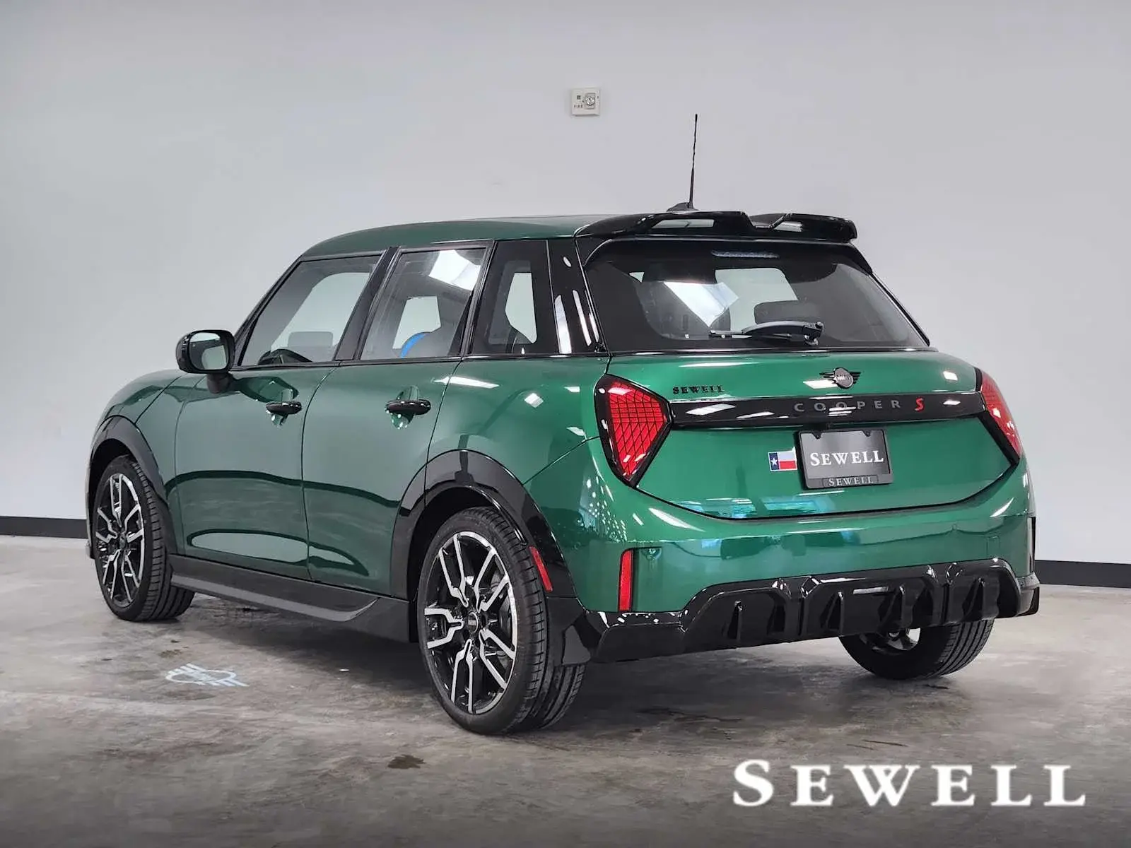 2026 MINI Hardtop Cooper S photo 3