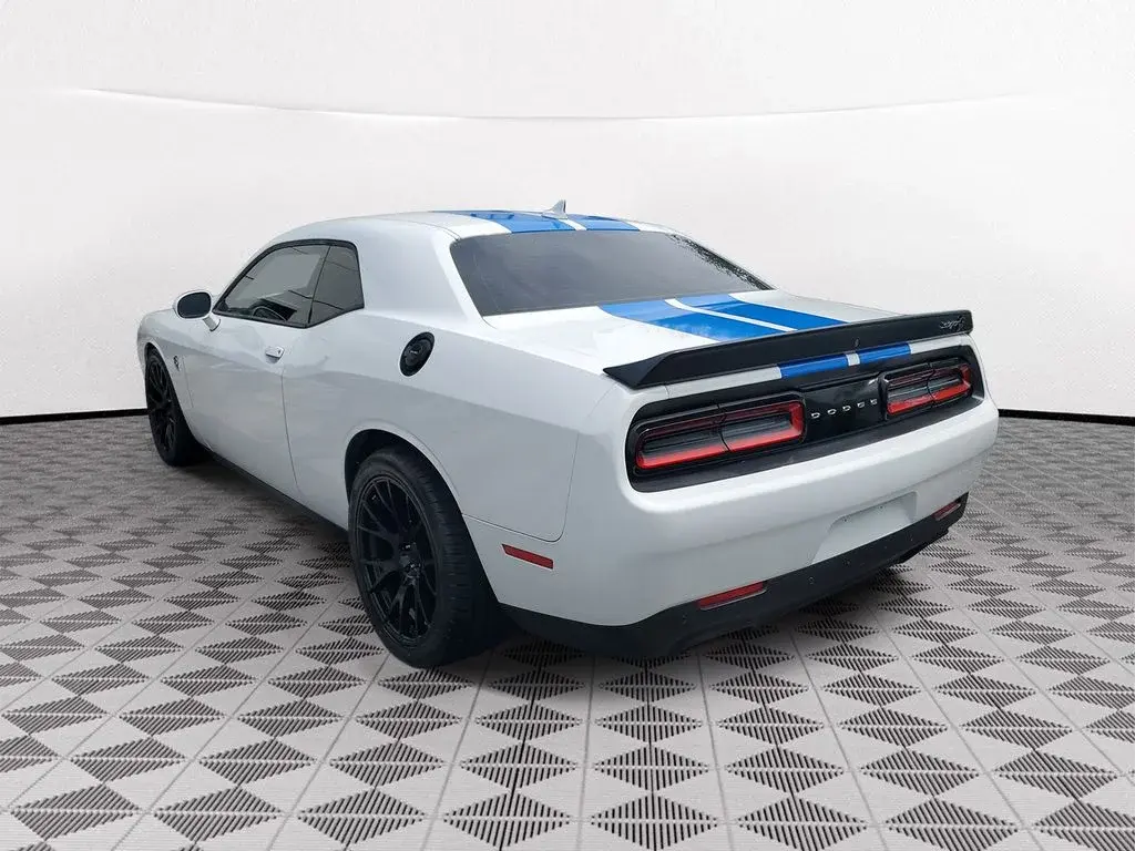 2020 Dodge Challenger SRT Hellcat photo 4