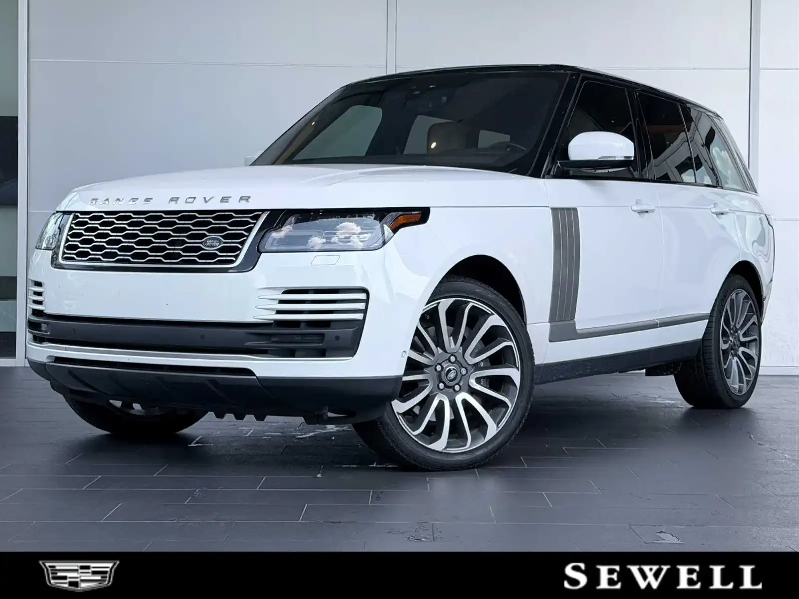 2021 Land Rover Range Rover P360 3.0 MHEV HSE Westminster's photo