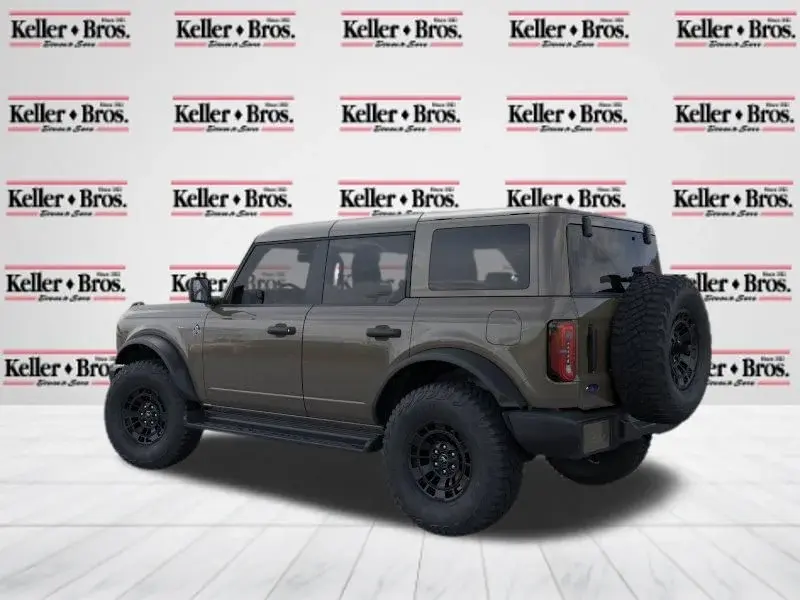 2026 Ford Bronco Outer Banks 4WD photo 5