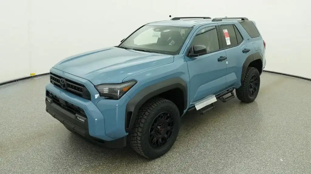 2026 Toyota 4Runner SR5 4WD's photo