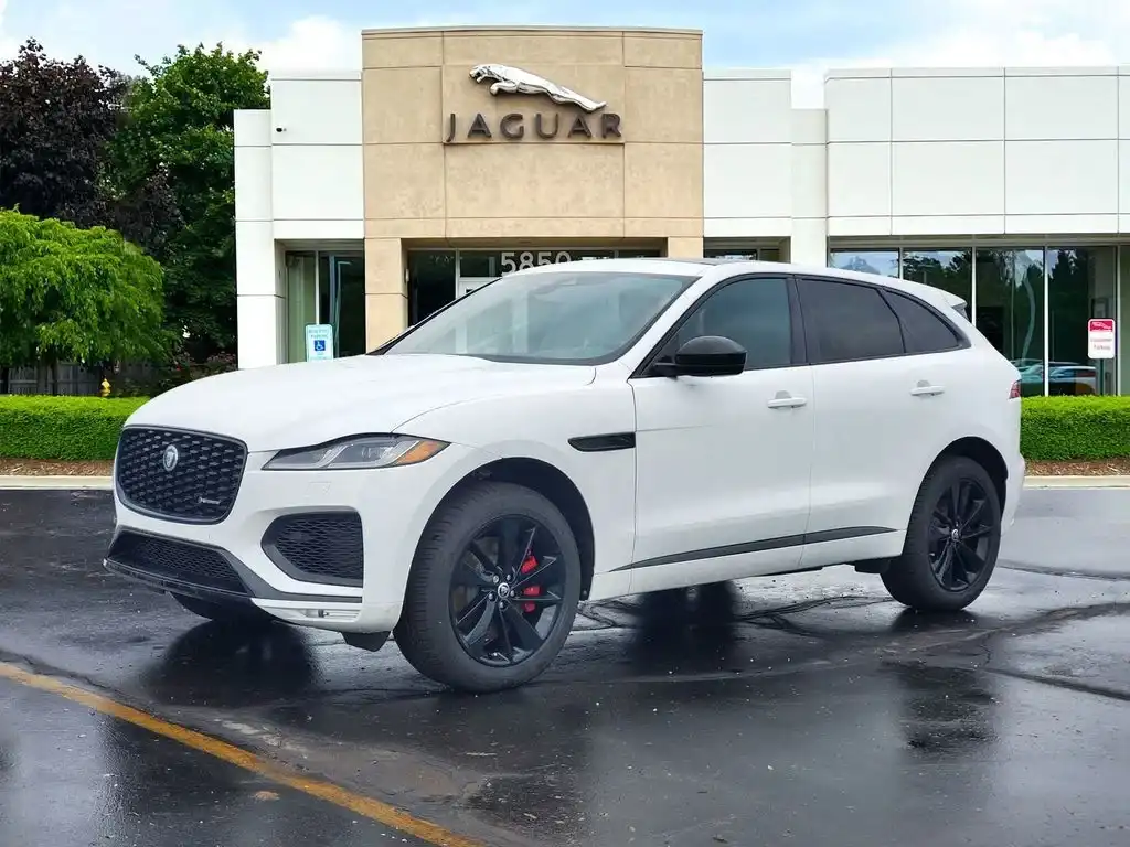 2025 Jaguar F-PACE P400 R-Dynamic S's photo