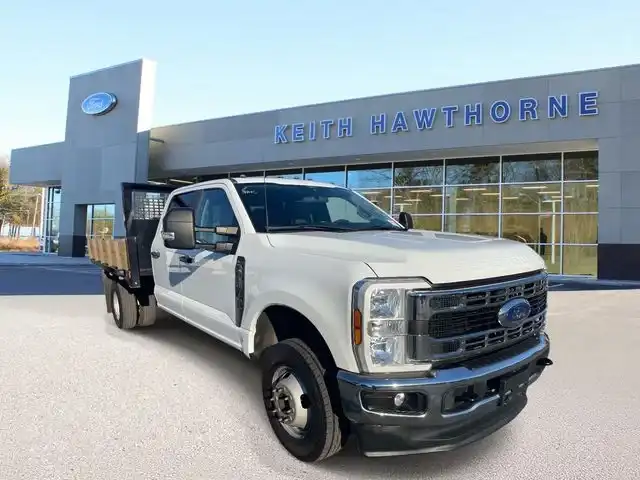 2024 Ford F-350 XL 4WD Crew Cab DRW 179 in's photo