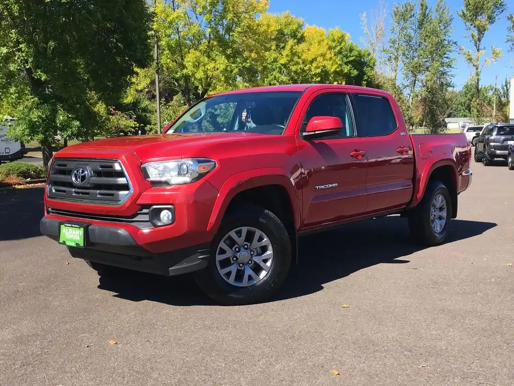 2016 Toyota Tacoma SR5 Double Cab 2WD V6 Auto Short Bed's photo
