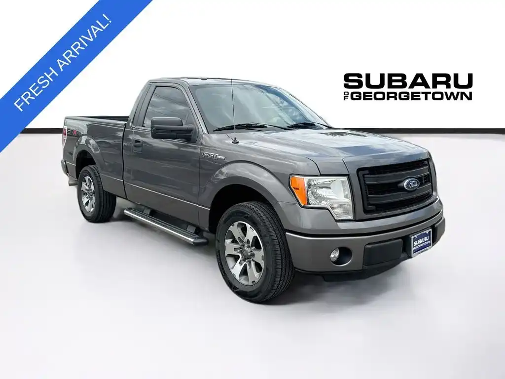 2013 Ford F-150 STX Regular Cab 126 in's photo