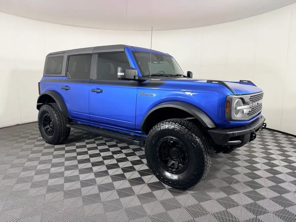 2021 Ford Bronco Badlands 4x4 photo 5