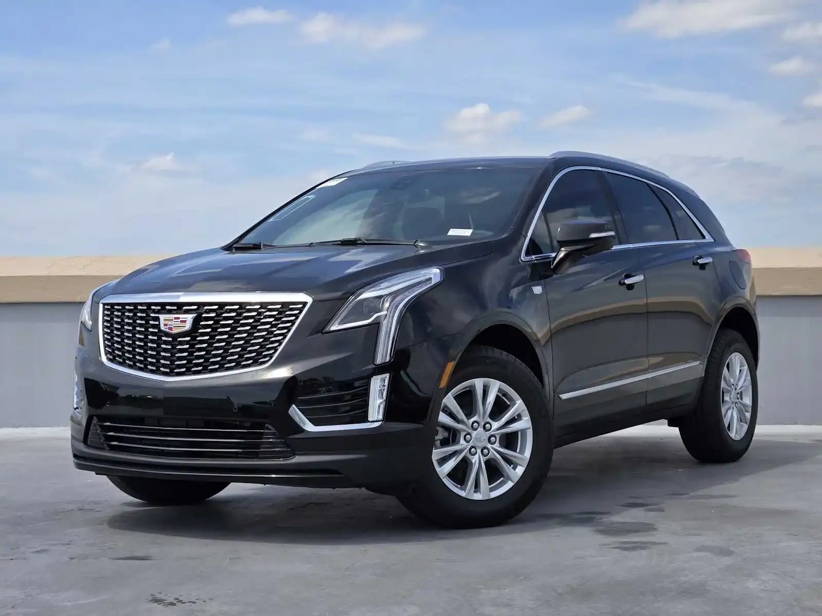 2026 Cadillac XT5 Luxury FWD's photo