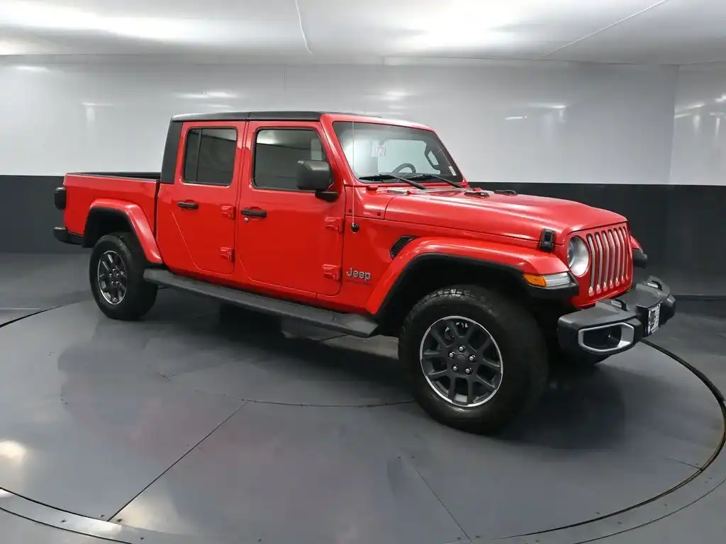 2020 Jeep Gladiator Overland's photo