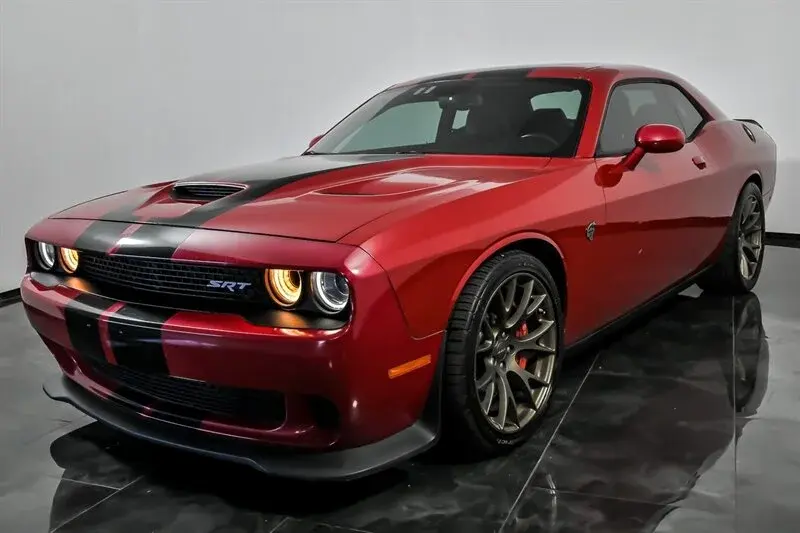 2017 Dodge Challenger SRT Hellcat photo 5