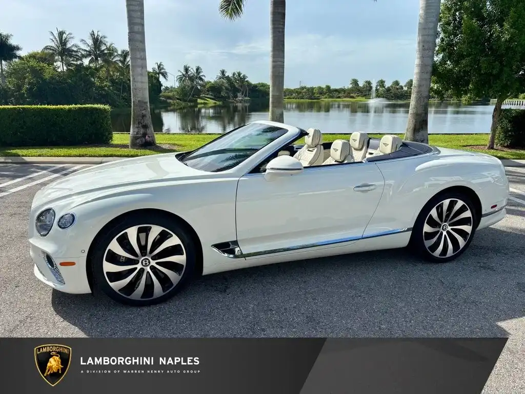 2024 Bentley Continental GT Azure V8's photo