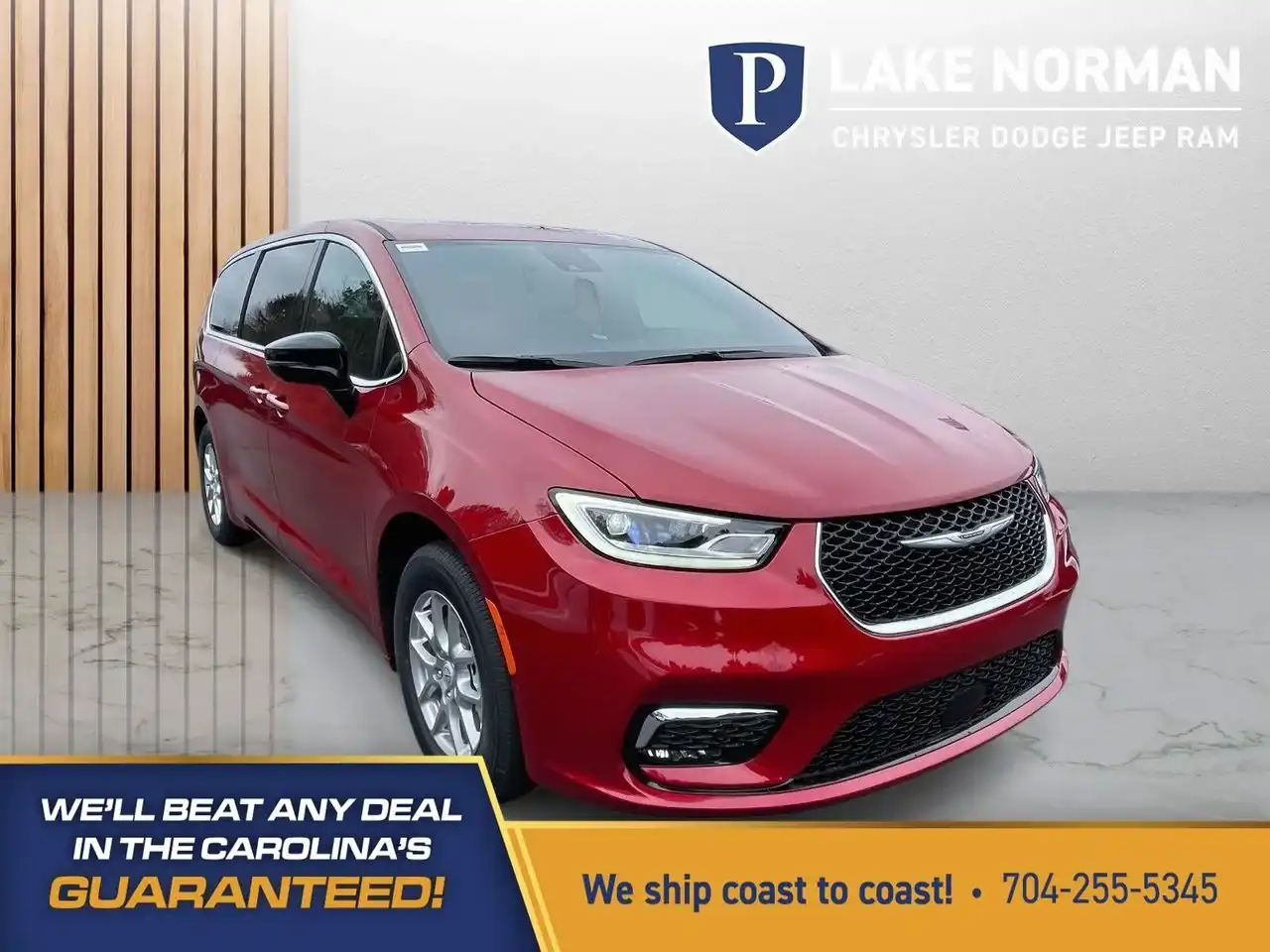 2026 Chrysler Pacifica Select's photo