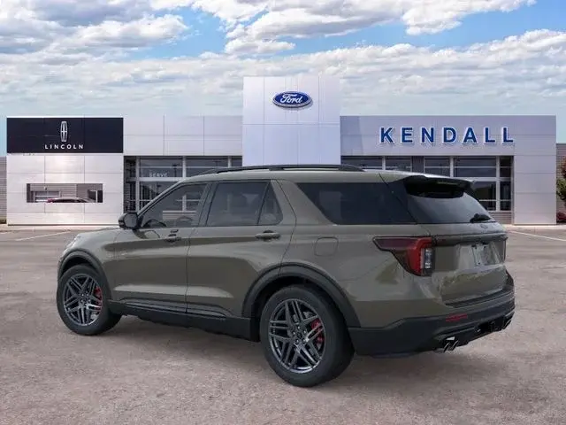 2026 Ford Explorer ST 4WD photo 4