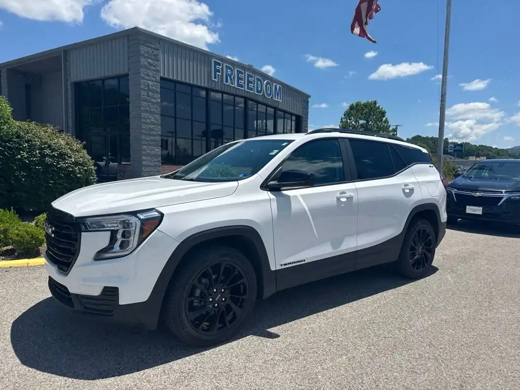 2023 GMC Terrain SLE AWD's photo