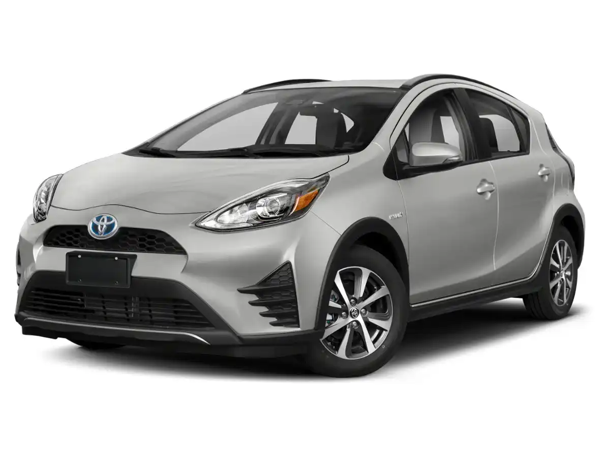 2018 Toyota Prius c Four's photo