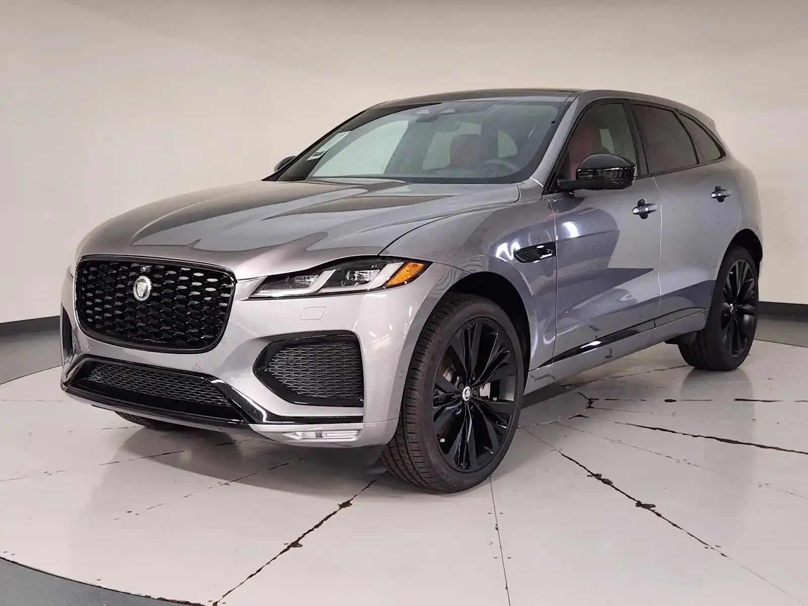 2026 Jaguar F-PACE P250 R-Dynamic S's photo
