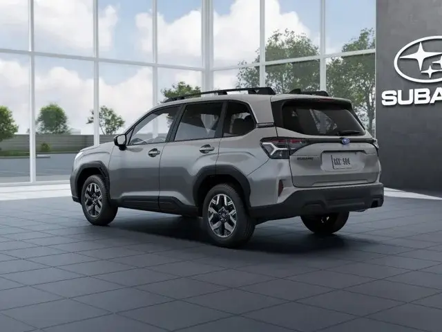 2026 Subaru Forester Premium photo 4