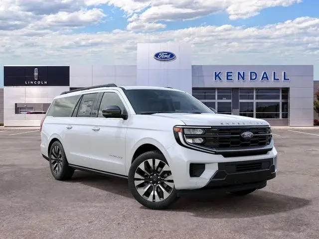 2027 Ford Expedition Platinum 4WD MAX photo 4