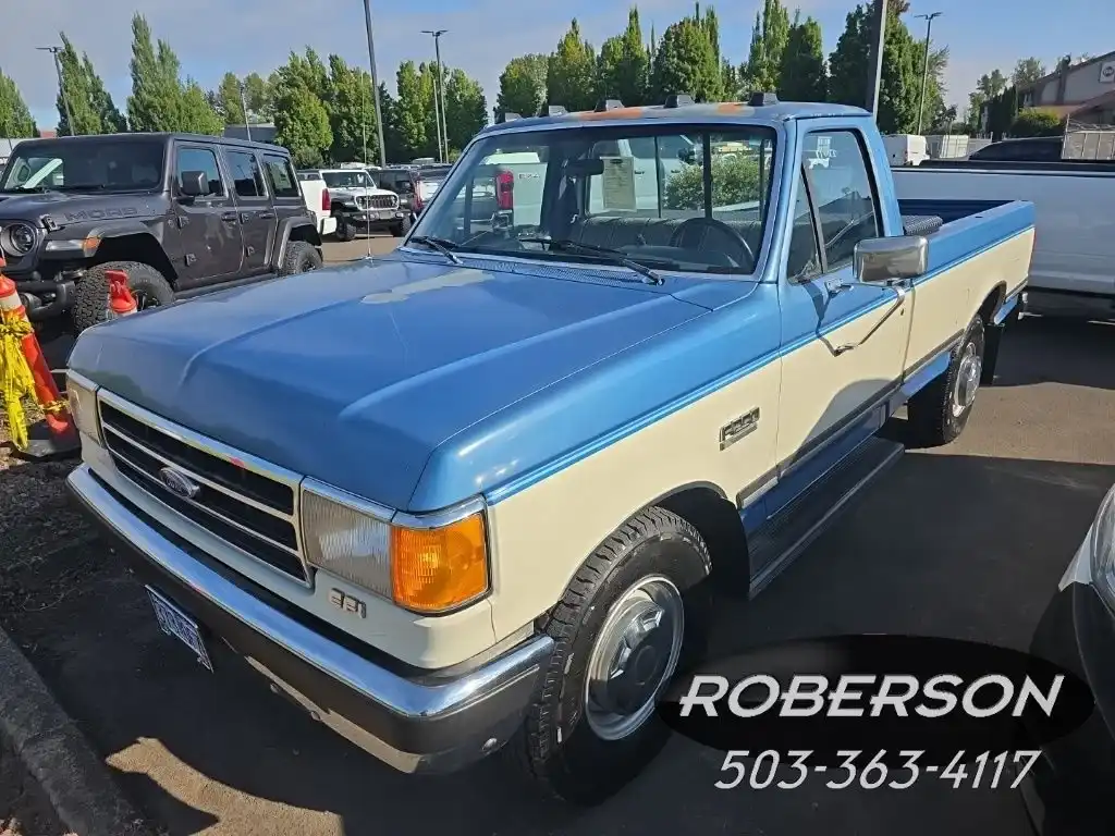 1990 Ford F-250's photo