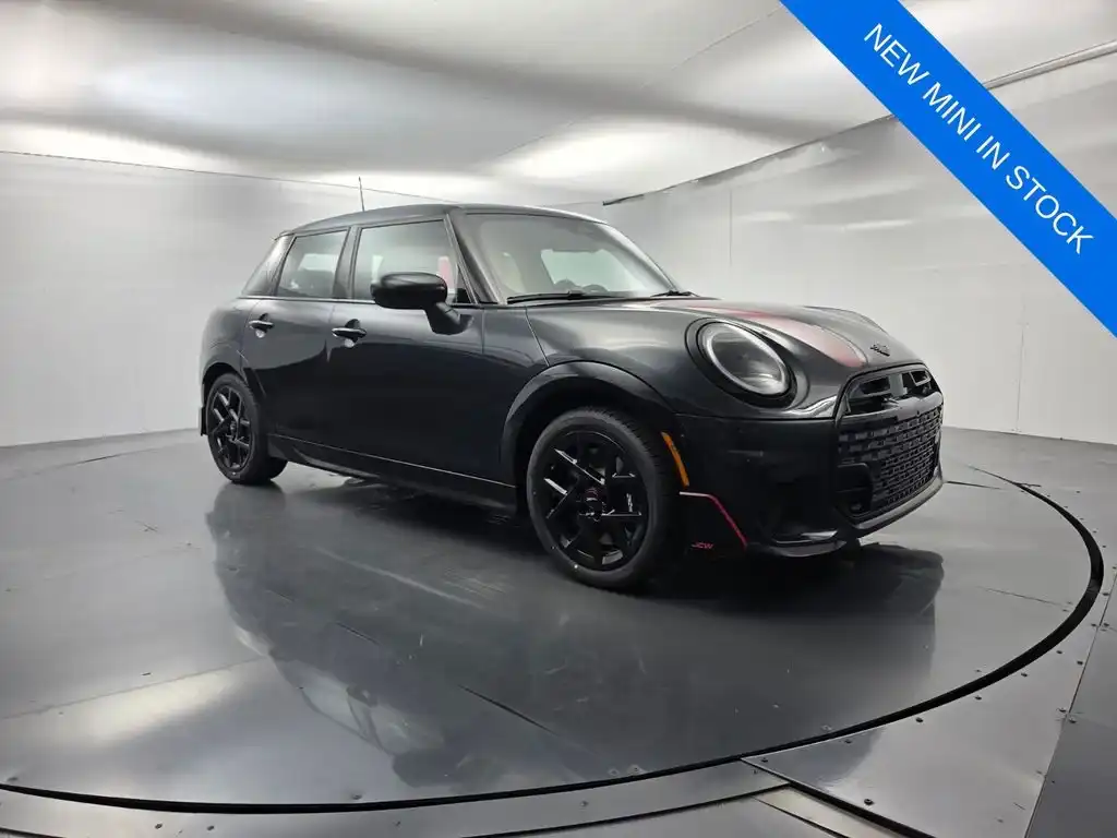 2026 MINI Hardtop Cooper S's photo