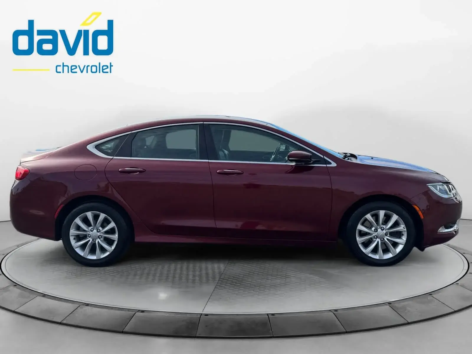 2015 Chrysler 200 C photo 4