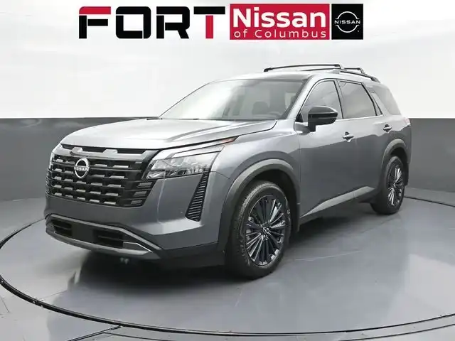 2026 Nissan Pathfinder SL 4WD's photo