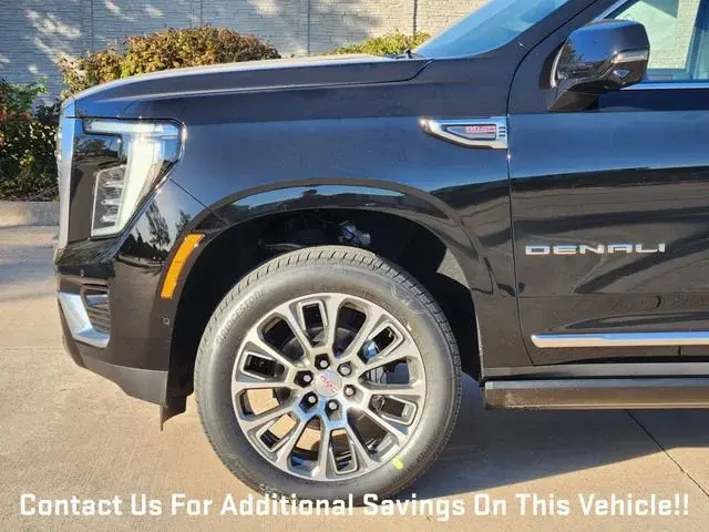 2026 GMC Yukon Denali AWD photo 5